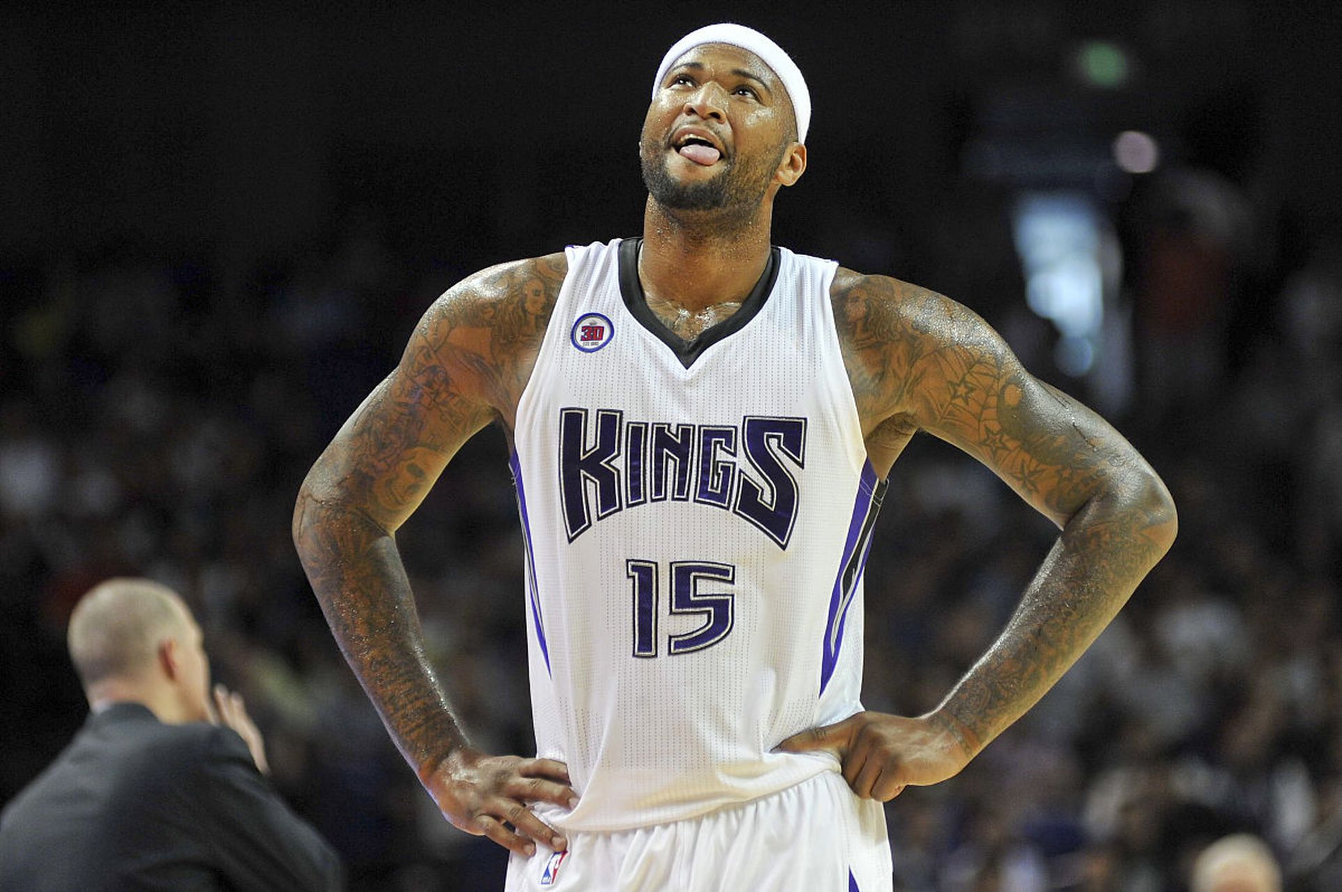 和前锋线的 和前锋线的