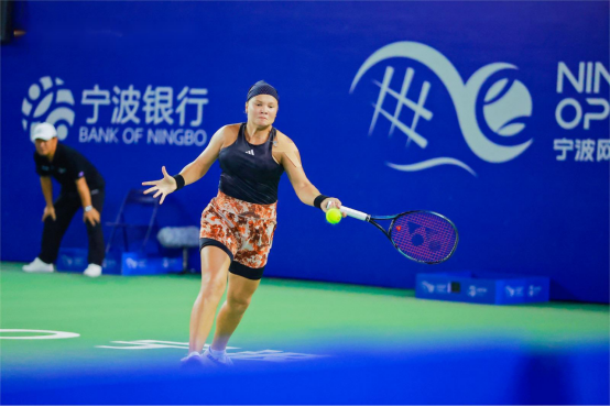 也展示了两 也展示了两