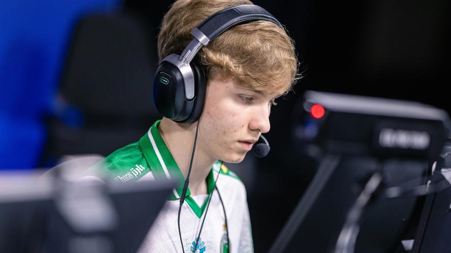 体育中国男篮公开训练课 乔尔杰维奇带队亮相