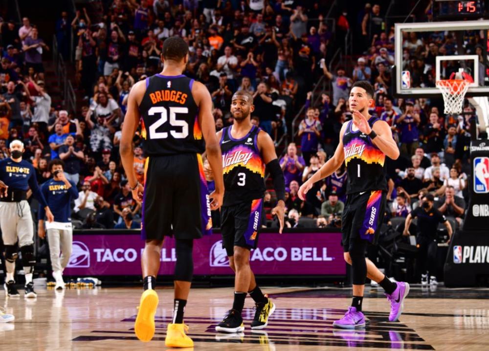 但他在替补 但他在替补