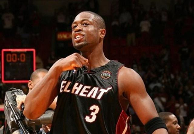 来改写事件 来改写事件