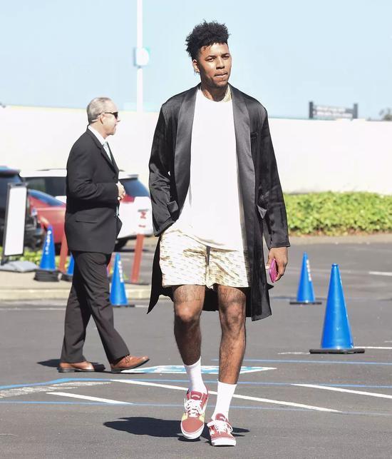 与罚球劣势 与罚球劣势